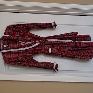 Children's Place Size XL Robe in Red Plaid w Lace Trim - Great for the holidays!